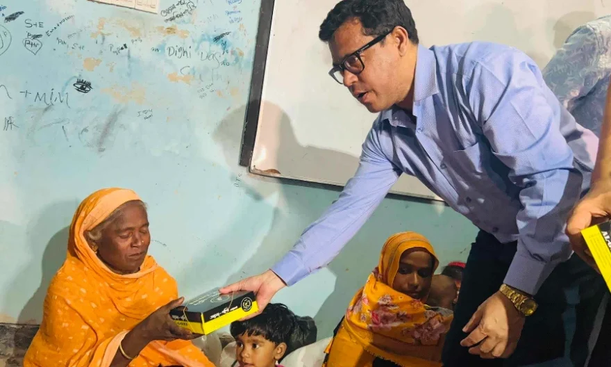 কক্সবাজারে আশ্রয়কেন্দ্রে ১০ হাজার মানুষ