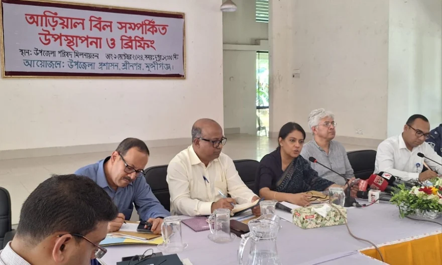 আড়িয়াল বিলের অবৈধ দখল মুক্ত করতে কঠোর পদক্ষেপের নির্দেশ পানিসম্পদ উপদেষ্টার