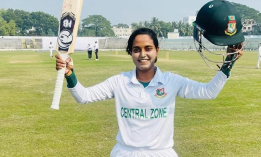 সাদা পোশাকে সেঞ্চুরি করে ইতিহাসের পাতায় জ্যোতি