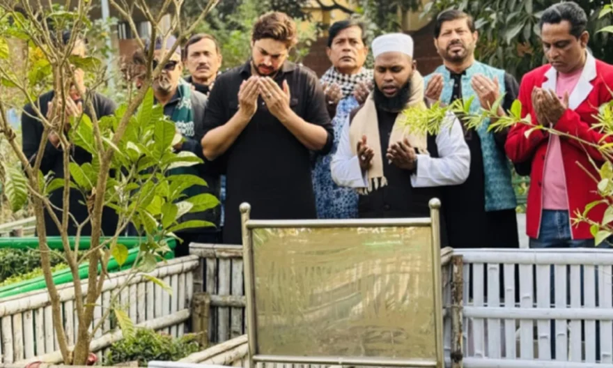 বনানীতে চিরনিদ্রায় শায়িত হলেন অঞ্জনা
